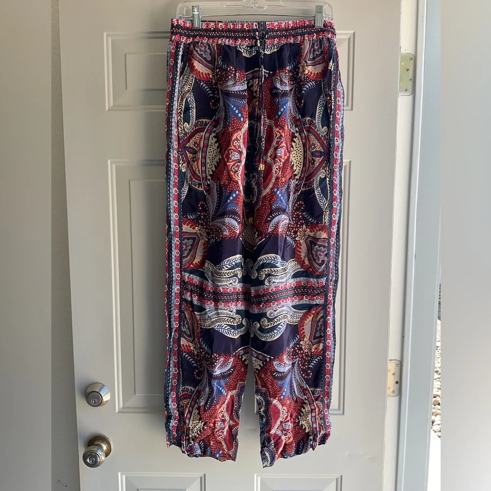 FARM Rio Navy, Red & Cream Paisley Drawstring pants - Picture 1 of 7